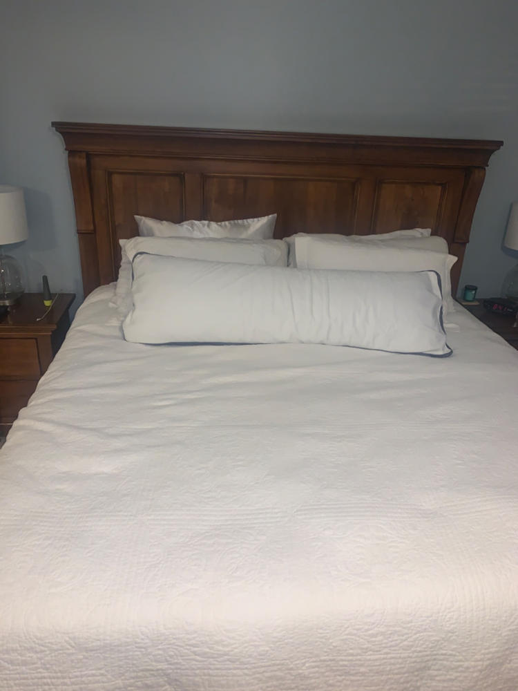 Ultra-Tech Pillow Protector - Customer Photo From Barbara Harris