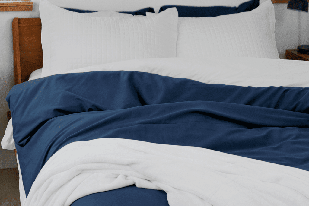 Duvet Covers Vs. Comforters: What is a Duvet Cover?